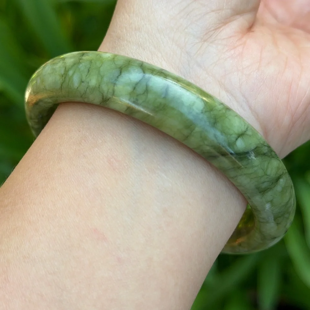 63mm inner diameter‎ green xiuyu jade bangle 0631